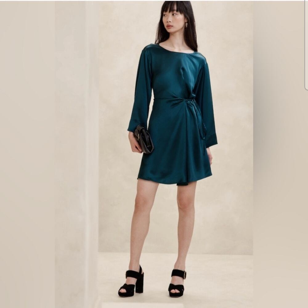 NWT Banana Republic Treccia Hammered Satin Dress Monsoon Teal Size Small